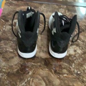 Under armour junior shoes.
